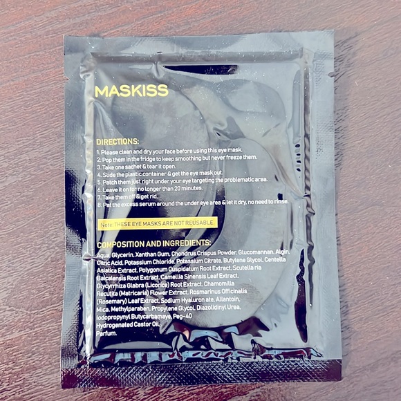 NWT 24K GOLD EYE MASK BUNDLE - Picture 2 of 3